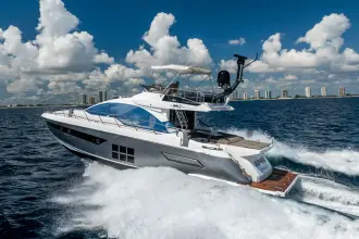 Thumbnail von Azimut S6
