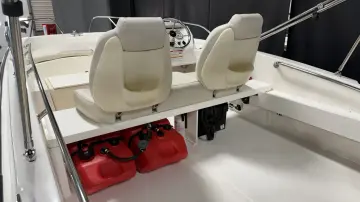 Thumbnail von Boston Whaler 160 Super Sport