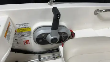 Thumbnail von Boston Whaler 160 Super Sport