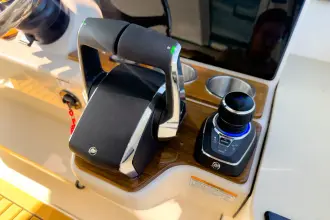 Thumbnail von Boston Whaler 380 Realm