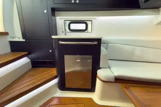 Thumbnail von Boston Whaler 380 Realm