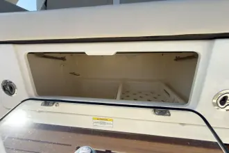 Thumbnail von Boston Whaler 380 Realm