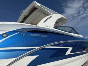 Thumbnail von Formula 350 Crossover Bowrider