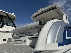 Thumbnail von Formula 350 Crossover Bowrider
