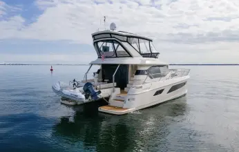 Thumbnail von Aquila 44 Yacht