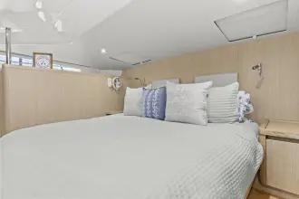 Thumbnail von Aquila 44 Yacht