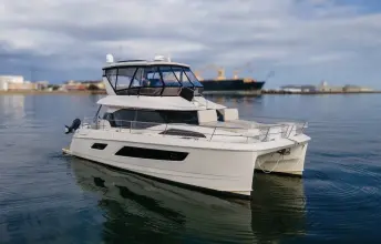 Thumbnail von Aquila 44 Yacht