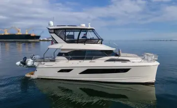 Thumbnail von Aquila 44 Yacht