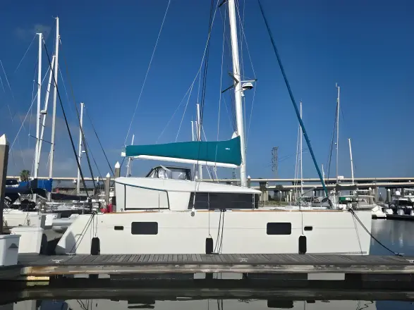 Lagoon 400 TETELESTAI
