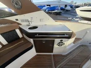 Thumbnail von Sea Ray 320 Sundancer
