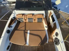 Thumbnail von Sea Ray 320 Sundancer