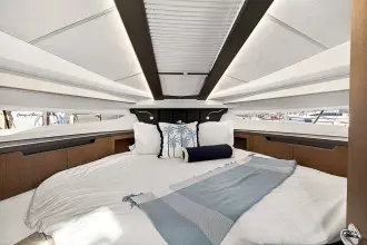Thumbnail von Galeon 425 HST