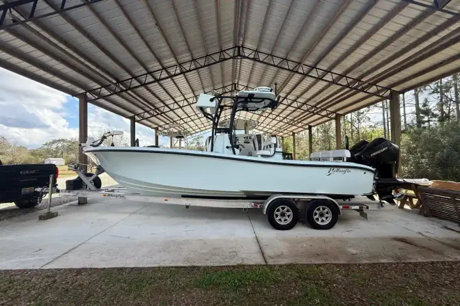 Yellowfin 26 Hybrid