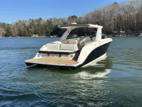 Thumbnail von Sea Ray SLX 400