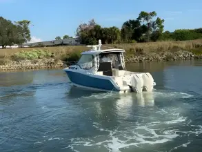 Thumbnail von Boston Whaler 325 Conquest