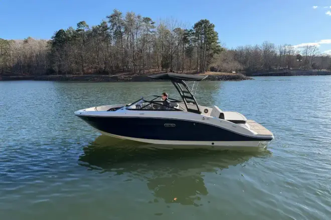 Sea Ray SPX 210 