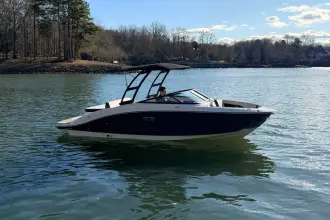 Thumbnail von Sea Ray SPX 210
