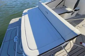 Thumbnail von Sea Ray SPX 210