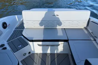 Thumbnail von Sea Ray SPX 210