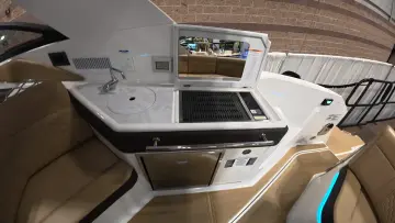 Thumbnail von Sea Ray 320 Sundancer Outboard