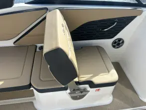 Thumbnail von Sea Ray SPX 210 Outboard