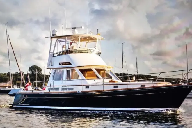 Alden Yachts 49 Flybridge Express Cruiser Matriarch