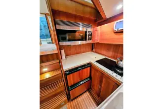 Thumbnail von Alden Yachts 49 Flybridge Express Cruiser Matriarch