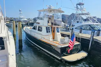 Thumbnail von Alden Yachts 49 Flybridge Express Cruiser Matriarch