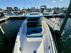Thumbnail von Axopar 37 XC Cross Cabin Too Blue