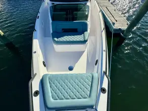 Thumbnail von Axopar 37 XC Cross Cabin Too Blue