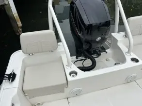 Thumbnail von Boston Whaler 190 Montauk