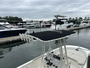 Thumbnail von Boston Whaler 190 Montauk
