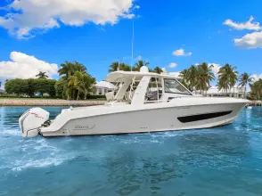 Thumbnail von Boston Whaler 420 Outrage