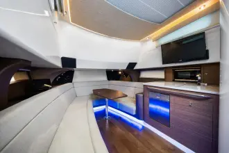 Thumbnail von Boston Whaler 420 Outrage