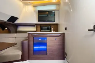 Thumbnail von Boston Whaler 420 Outrage