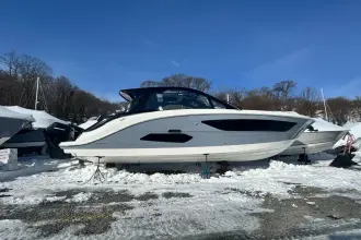 Sea Ray 370 Sundancer Outboard