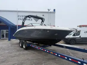 Thumbnail von Sea Ray 270 Sundeck