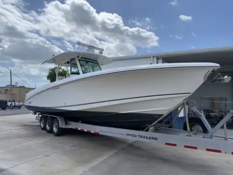 Boston Whaler 350 Outrage Boomer