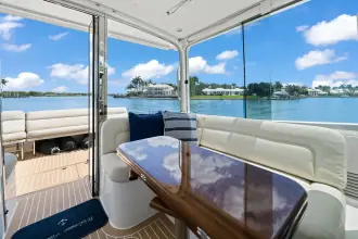 Thumbnail von MJM Yachts 43ZI