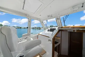 Thumbnail von MJM Yachts 43ZI
