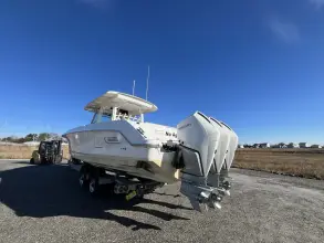 Thumbnail von Boston Whaler 380 Outrage