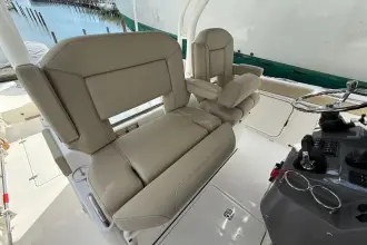 Thumbnail von Pursuit S 328 Sport Stock