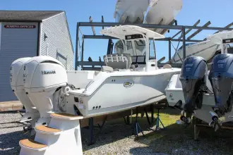 Sea Hunt Gamefish 27 FS