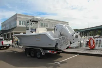 Sea Hunt Ultra 275 SE