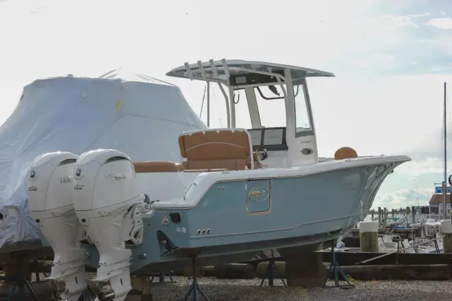 Sea Hunt Ultra 265 SE
