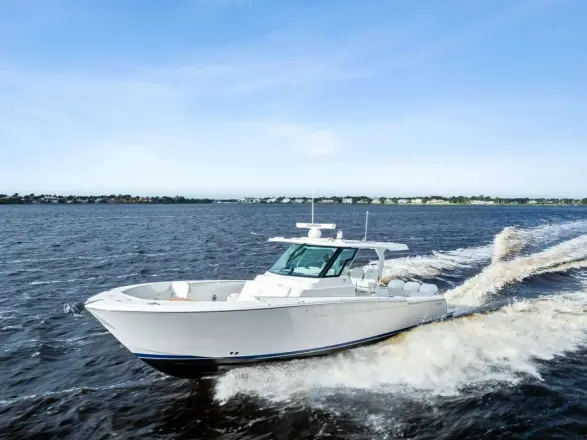 Bertram 39 CC Isla