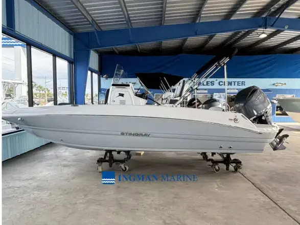 Stingray 206 Cc
