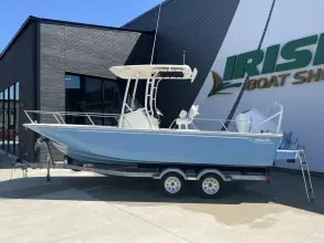 Thumbnail von Boston Whaler 210 Montauk