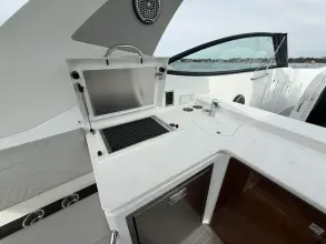 Thumbnail von Cruisers Yachts 38 GLS