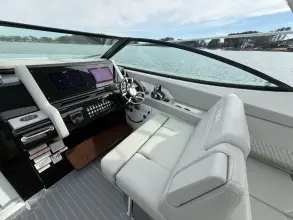Thumbnail von Cruisers Yachts 38 GLS